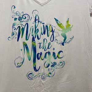 NWT Making the Magic Disney cast exclusive shirt size S loose